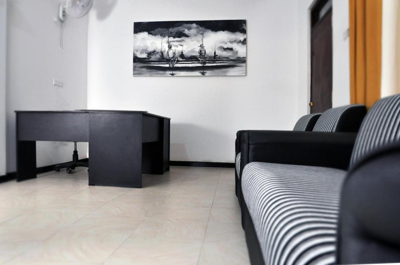 Triple Edge Villa Unawatuna Exteriör bild